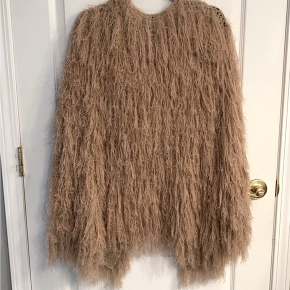 Unique Fuzzy pink cardigan. - Picture 3 of 4